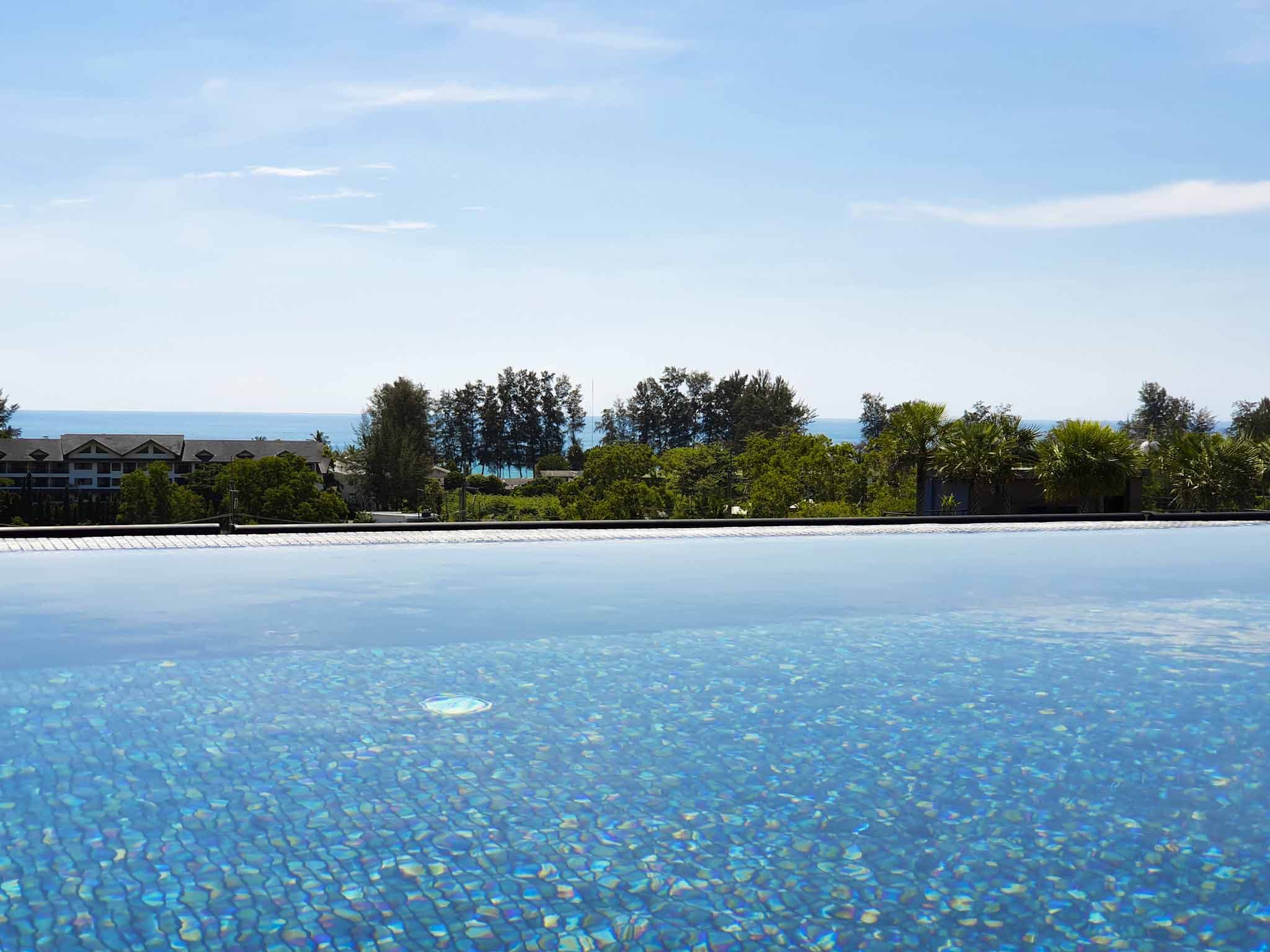 Infinity Edge Pool